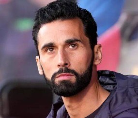 耻辱一败！皇马两大顶流彻底隐身，高薪巨星空有虚名难堪大任