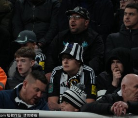 埃迪·豪怒怼希勒与鲁尼：戈登“带病不首发”真相与足球舆论的双重标准