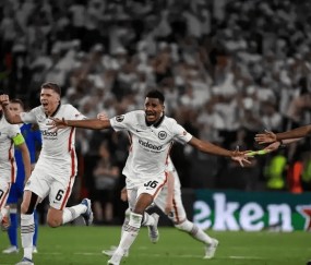 德甲激战一触即发！法兰克福冲欧战遇阻，海登海姆保级命悬一线